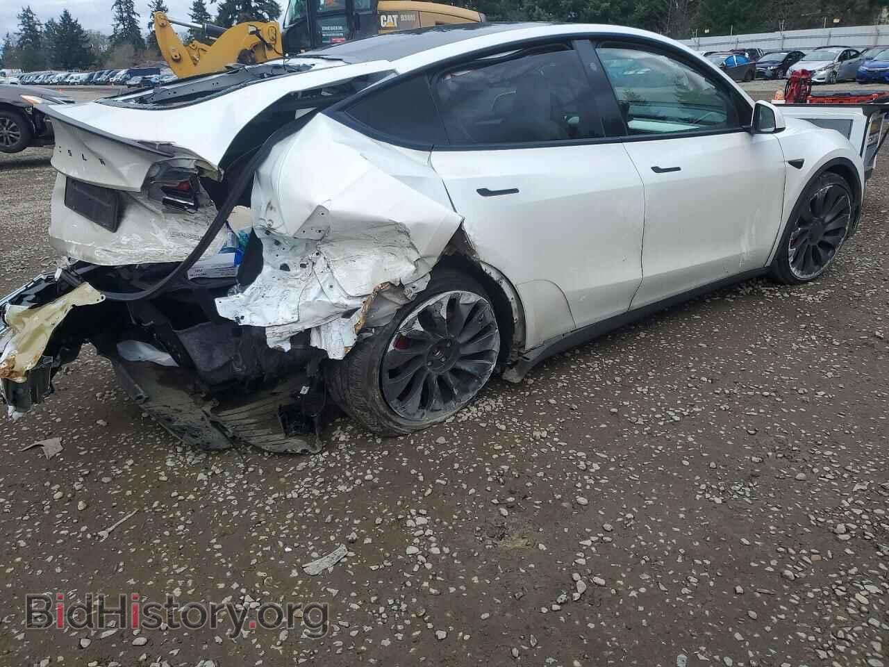 2023 TESLA MODEL Y - VIN: 7SAYGDEF9PF872355 - Photo 3