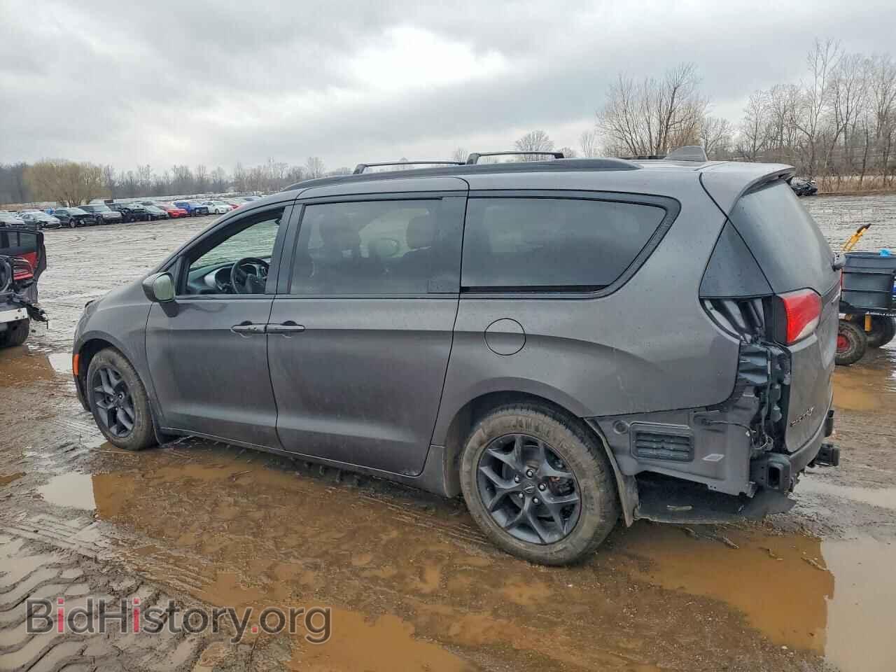 2018 CHRYSLER PACIFICA - VIN: 2C4RC1FG2JR187581 - Фото 2