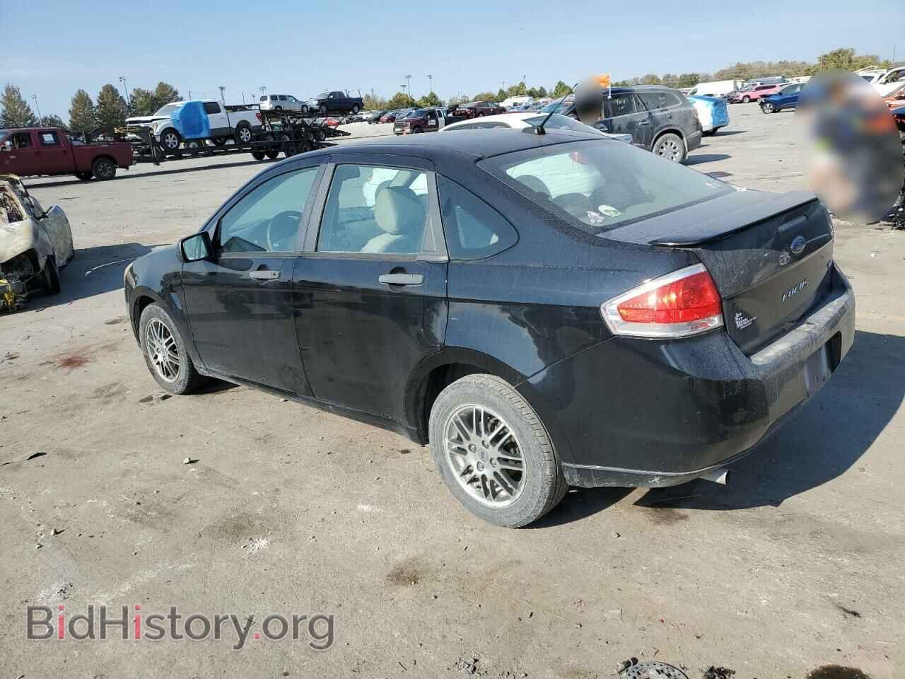 2011 FORD FOCUS - VIN: 1FAHP3FN5BW180049 - Фото 2