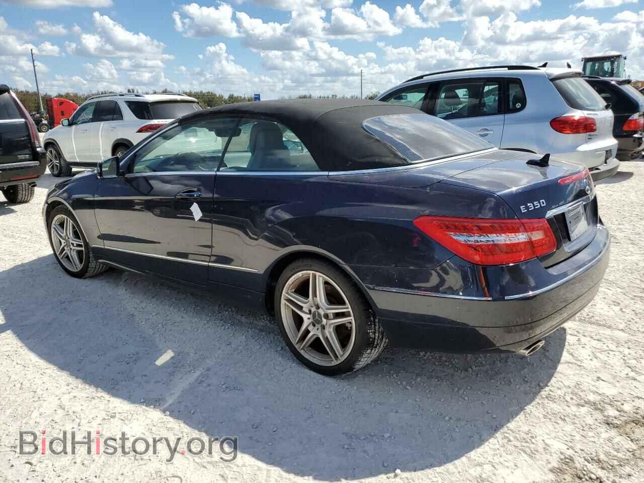 2011 MERCEDES-BENZ E-CLASS - VIN: WDDKK5GF9BF056471 - Фото 2