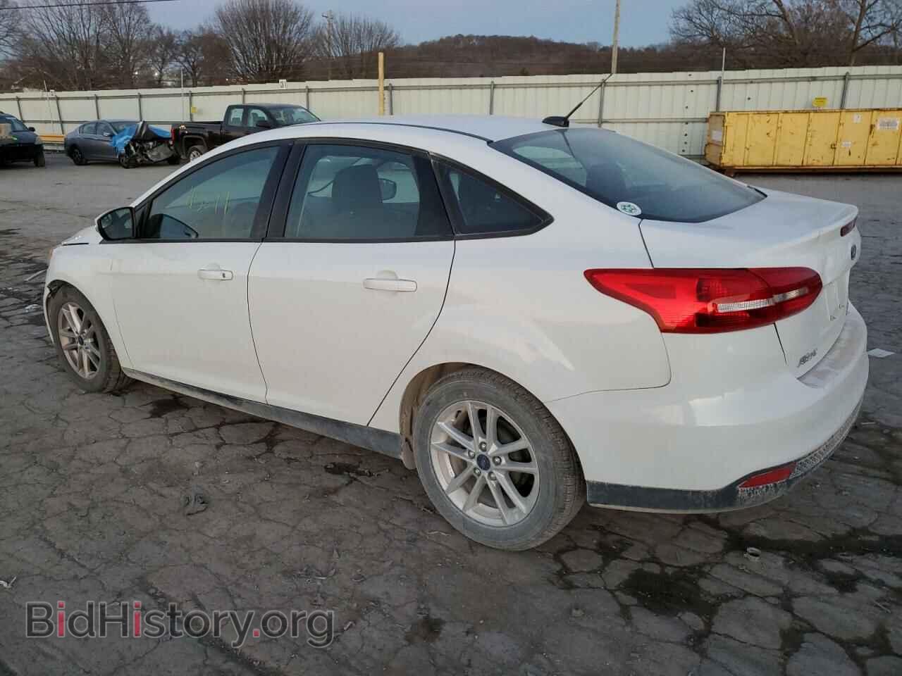2016 FORD FOCUS - VIN: 1FADP3F2XGL337989 - Фото 2