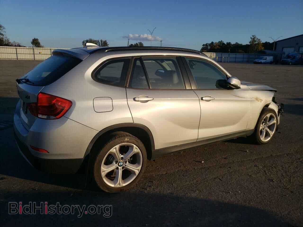 2014 BMW X1 - VIN: WBAVM5C59EVV92584 - Фото 3