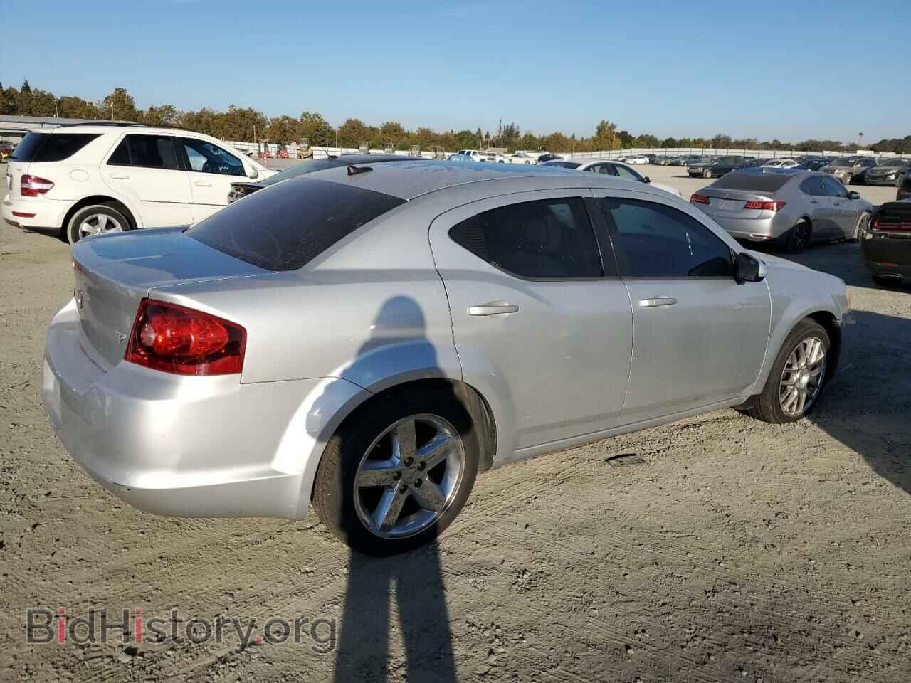 2011 DODGE AVENGER - VIN: 1B3BD2FGXBN556188 - Фото 3