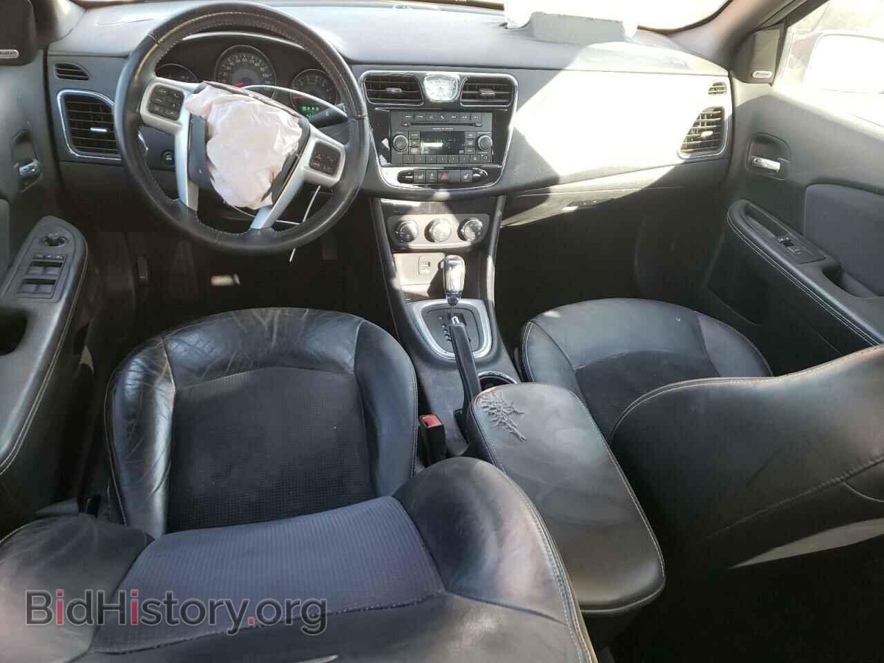 2013 CHRYSLER 200 - VIN: 1C3CCBCG8DN526172 - Фото 8