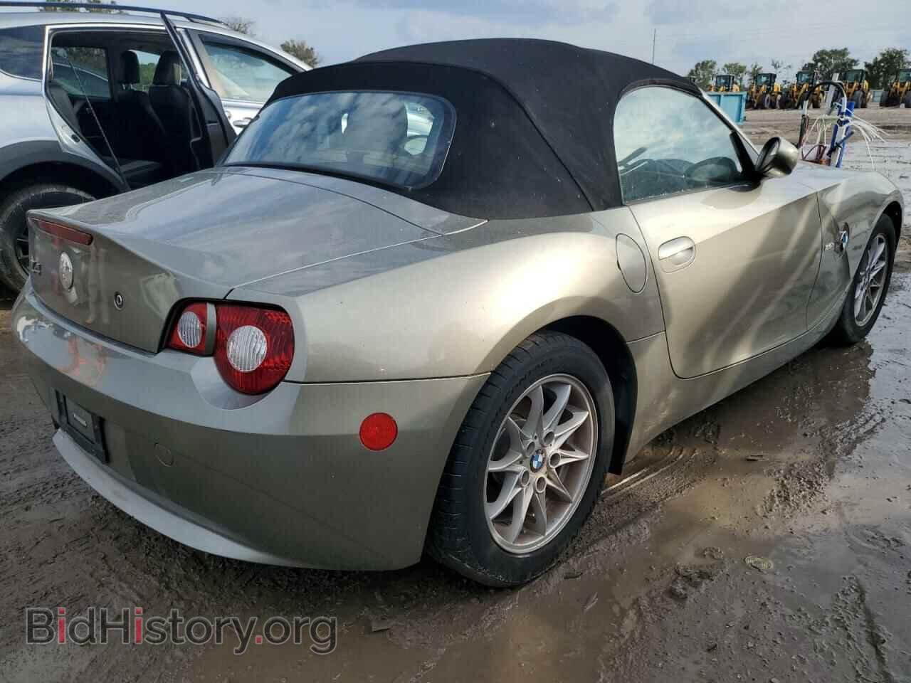 2005 BMW Z4 - VIN: 4USBT33585LS53592 - Фото 2
