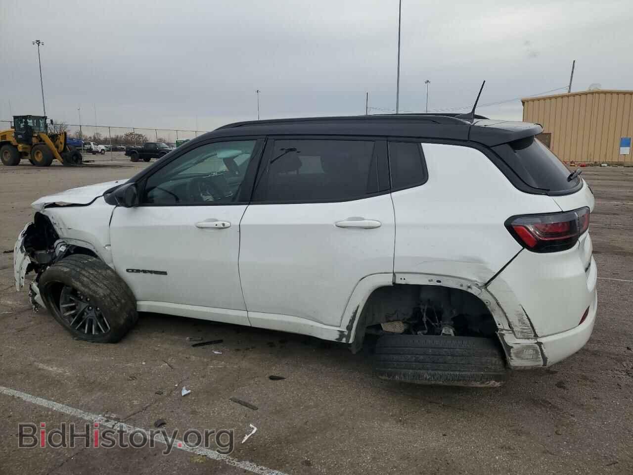 2022 JEEP COMPASS - VIN: 3C4NJDCB8NT212405 - Фото 2