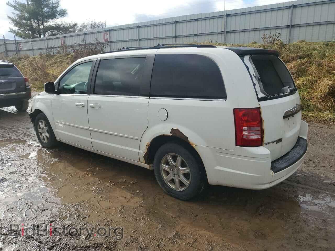 2008 CHRYSLER MINIVAN - VIN: 2A8HR54P18R801513 - Фото 2