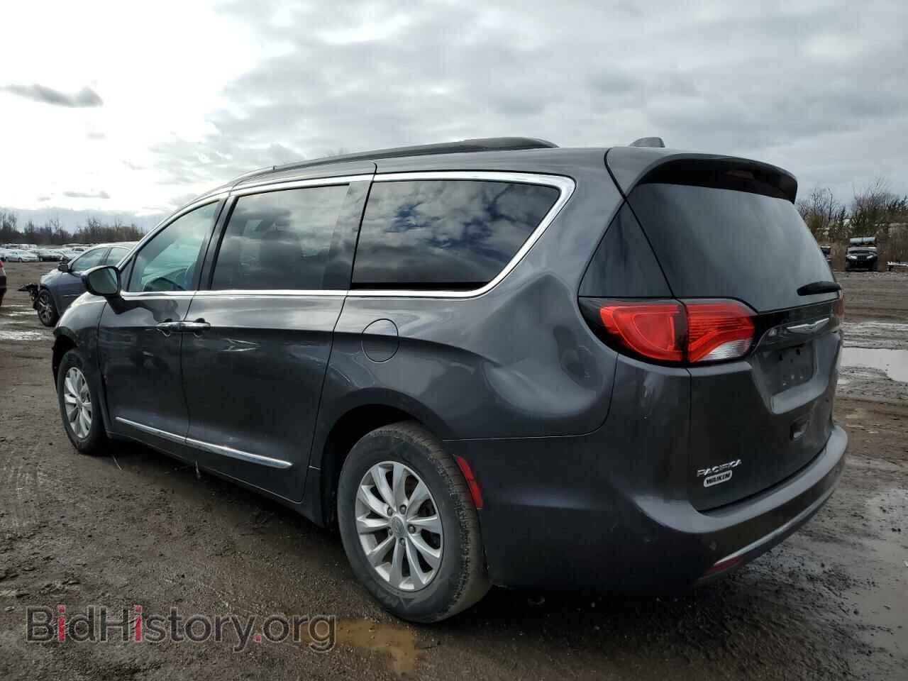 2017 CHRYSLER PACIFICA - VIN: 2C4RC1BG5HR584461 - Фото 2