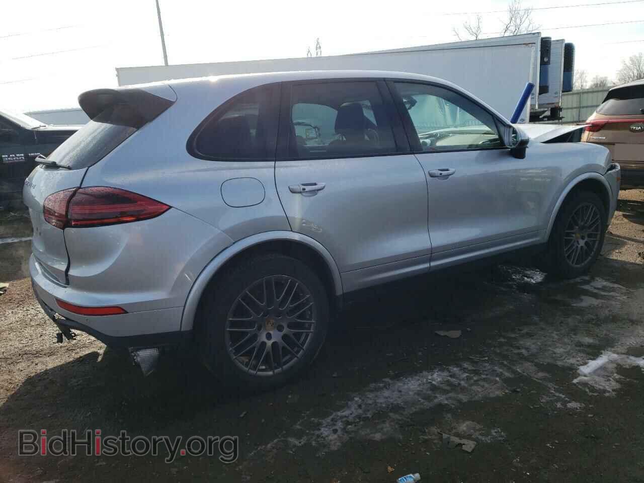 2017 PORSCHE CAYENNE - VIN: WP1AA2A25HKA90757 - Фото 3