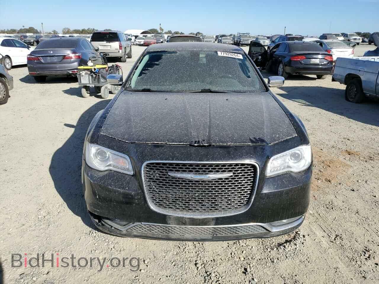 2017 CHRYSLER 300 - VIN: 2C3CCAEG2HH549940 - Фото 5