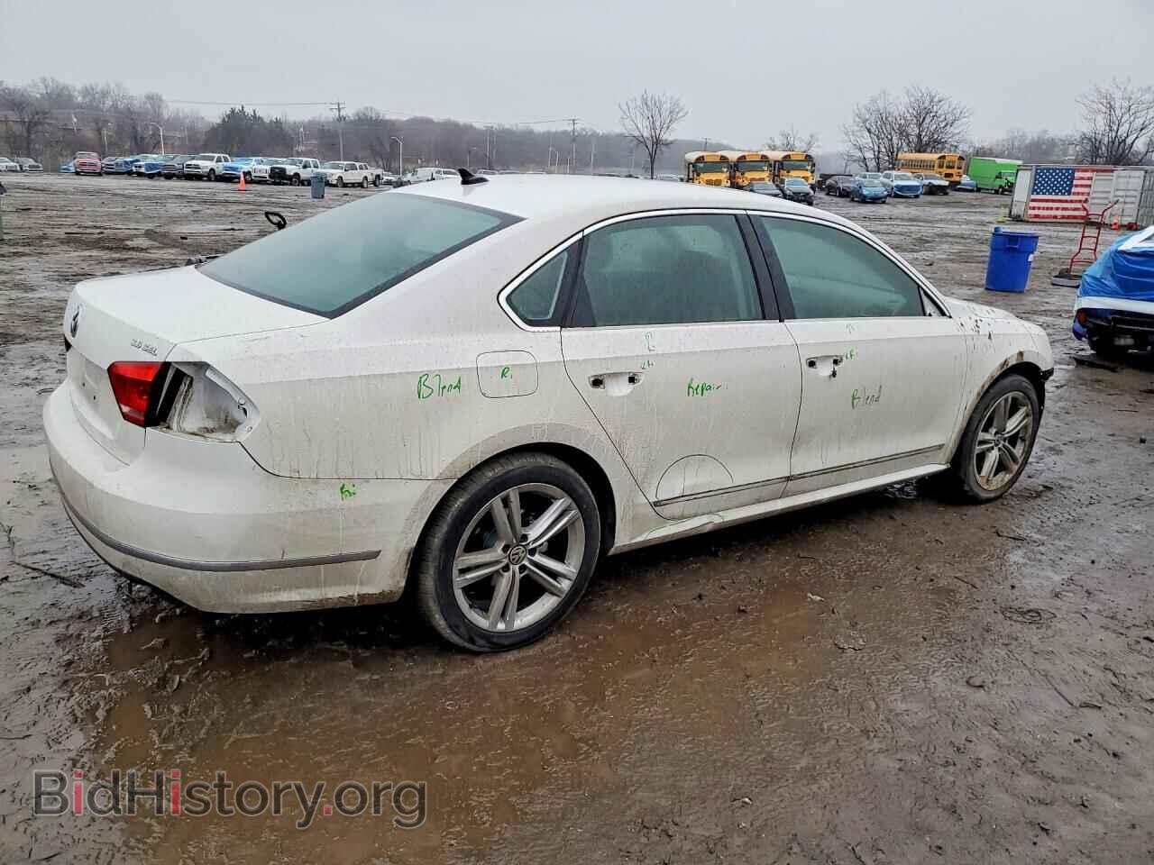 2013 VOLKSWAGEN PASSAT - VIN: 1VWCM7A30DC033147 - Фото 3