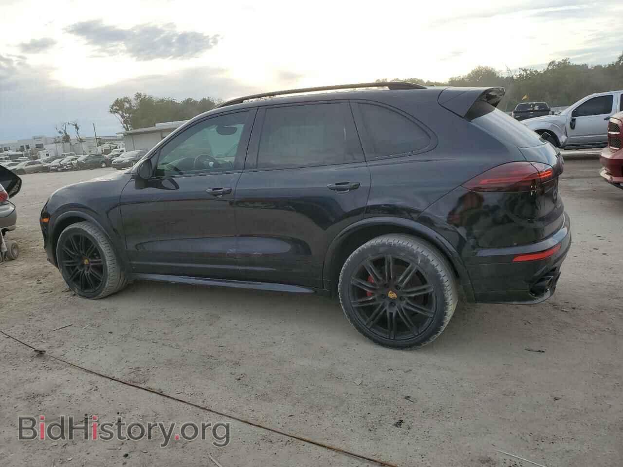 2017 PORSCHE CAYENNE - VIN: WP1AD2A2XHLA83272 - Фото 2