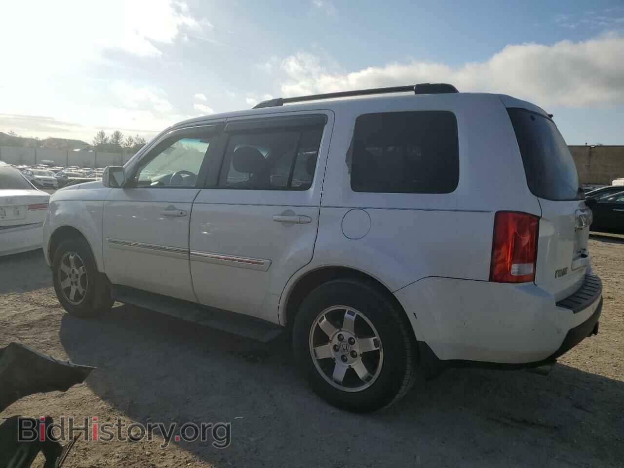 2011 HONDA PILOT - VIN: 5FNYF4H92BB069322 - Фото 2