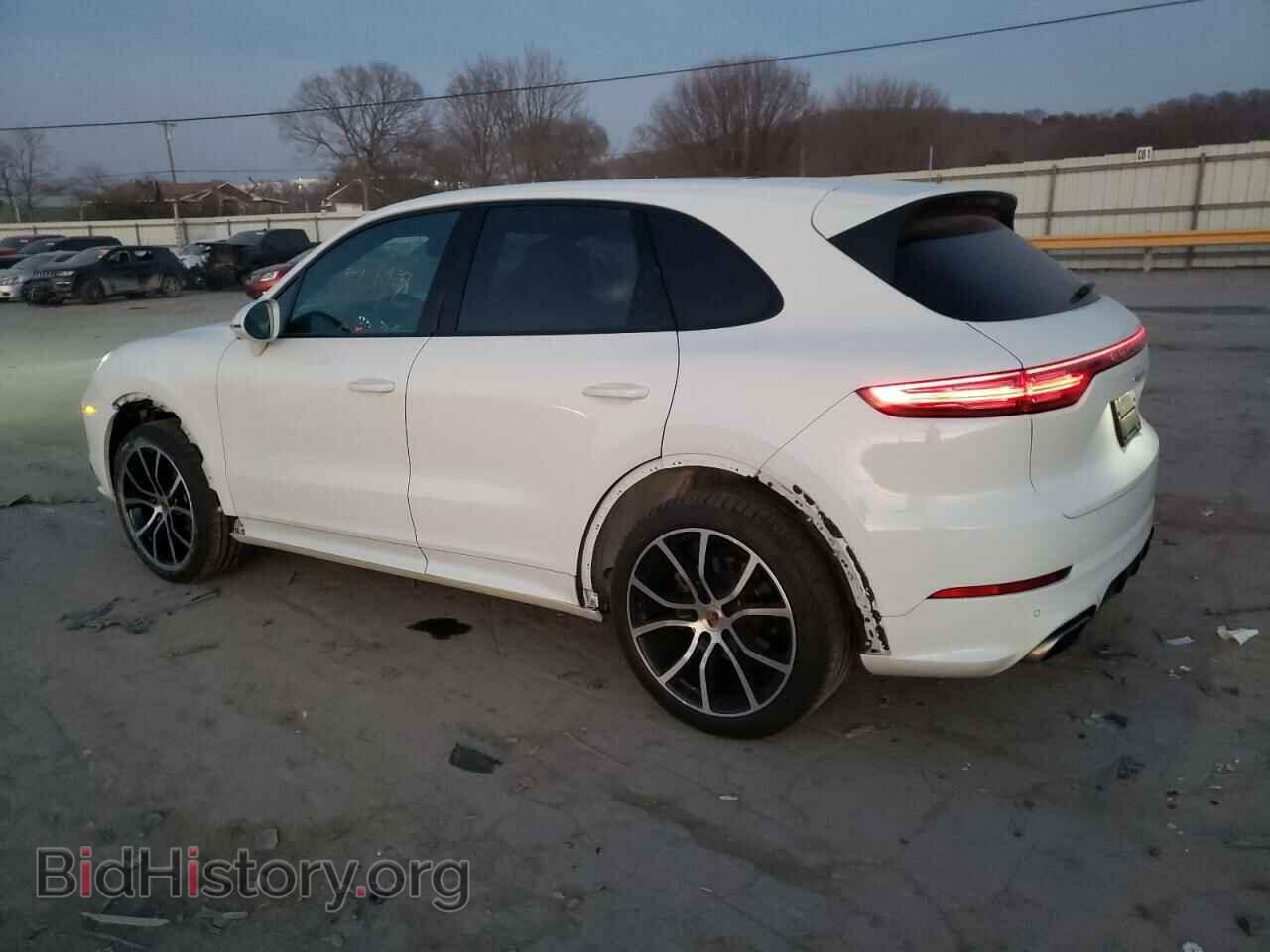 2019 PORSCHE CAYENNE - VIN: WP1AA2AY5KDA08378 - Фото 2
