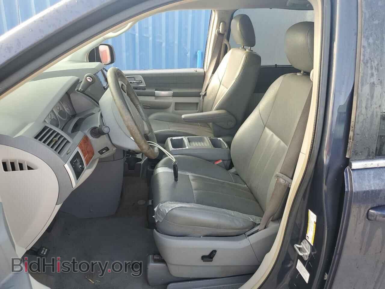 2008 CHRYSLER MINIVAN - VIN: 2A8HR54P88R829647 - Фото 7
