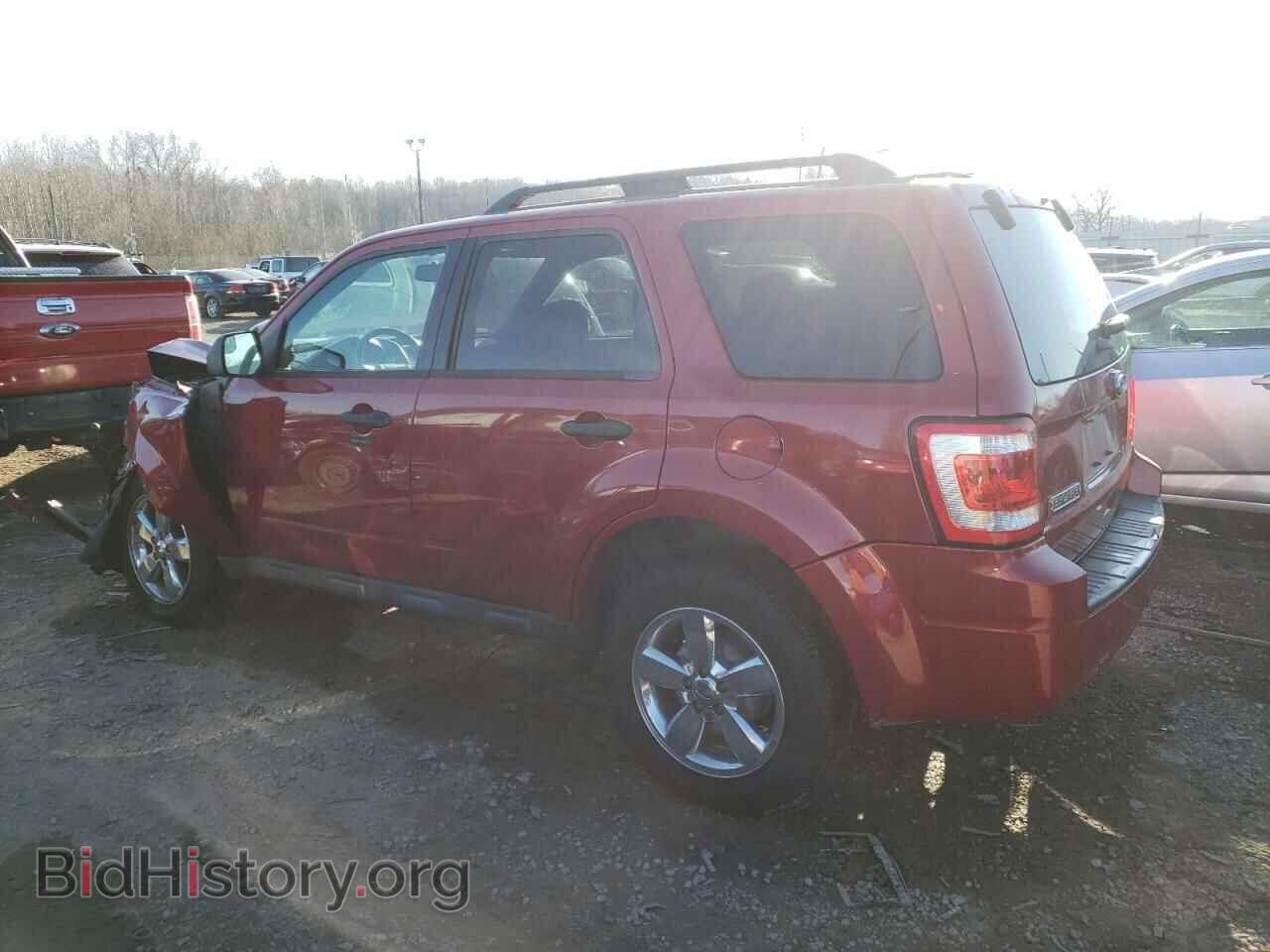 2011 FORD ESCAPE - VIN: 1FMCU0D77BKC09733 - Фото 2