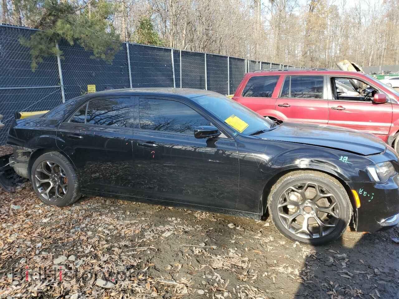 2016 CHRYSLER 300 - VIN: 2C3CCABG2GH238575 - Фото 4