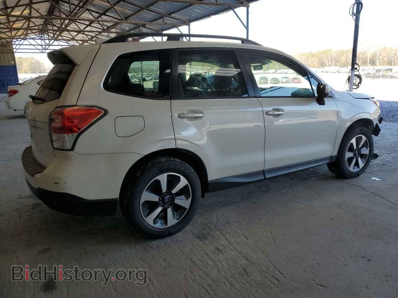 2018 SUBARU FORESTER - VIN: JF2SJAGC0JH425945 - Фото 3