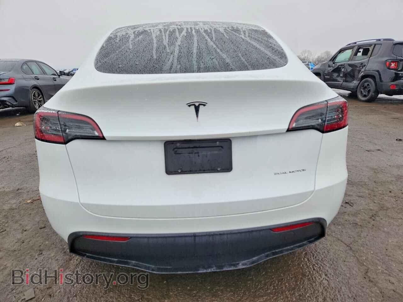 2025 TESLA MODEL Y - VIN: 7SAYGDEE7SA355682 - Photo 6