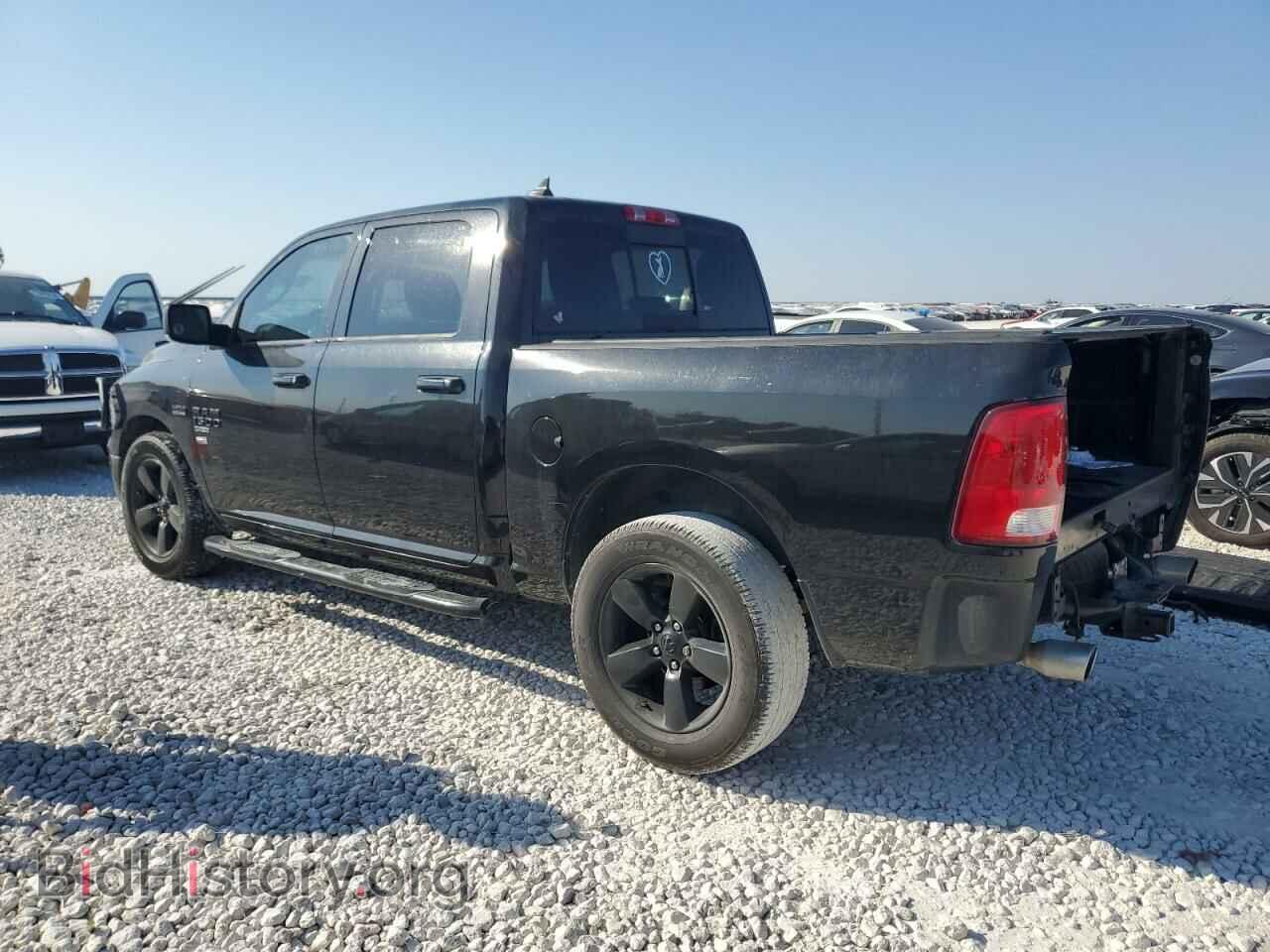2019 RAM 1500 - VIN: 1C6RR6LT7KS515632 - Фото 2