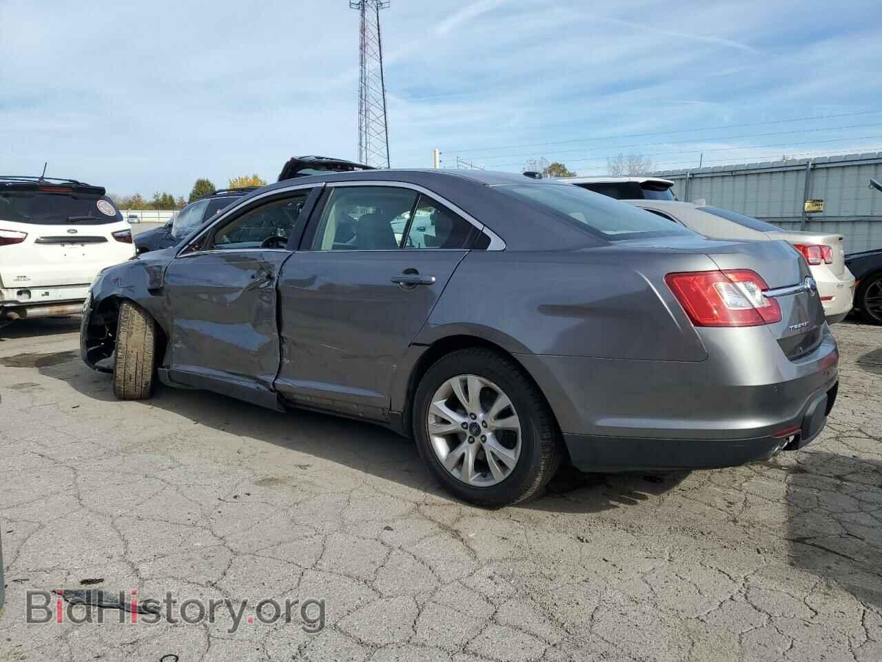 2012 FORD TAURUS - VIN: 1FAHP2EW7CG142824 - Фото 2