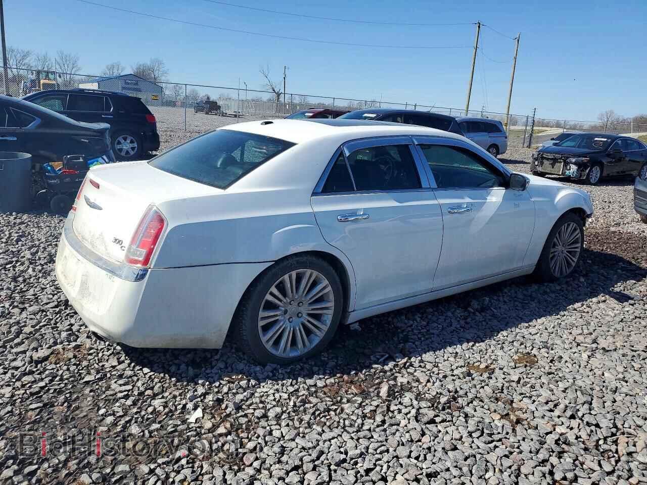 2011 CHRYSLER 300 - VIN: 2C3CA6CT0BH599018 - Photo 3