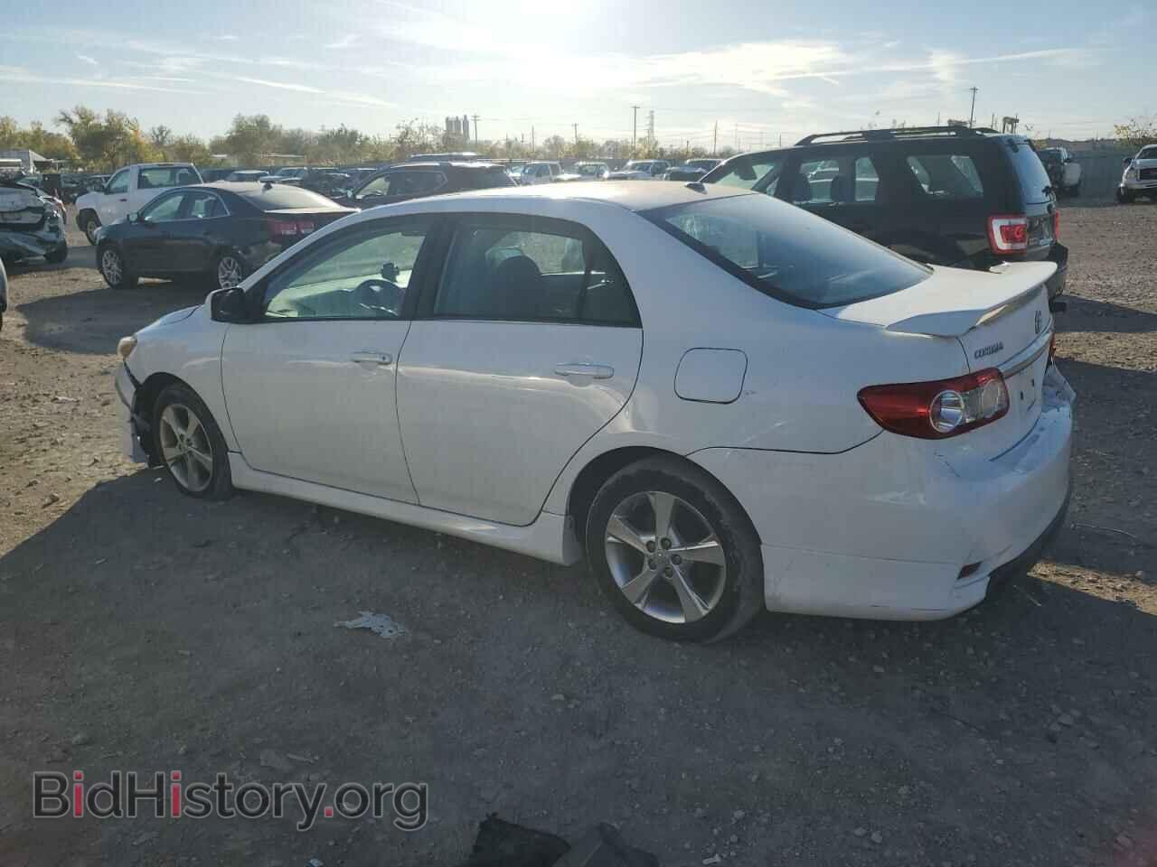 2011 TOYOTA COROLLA - VIN: 2T1BU4EE6BC598984 - Фото 2