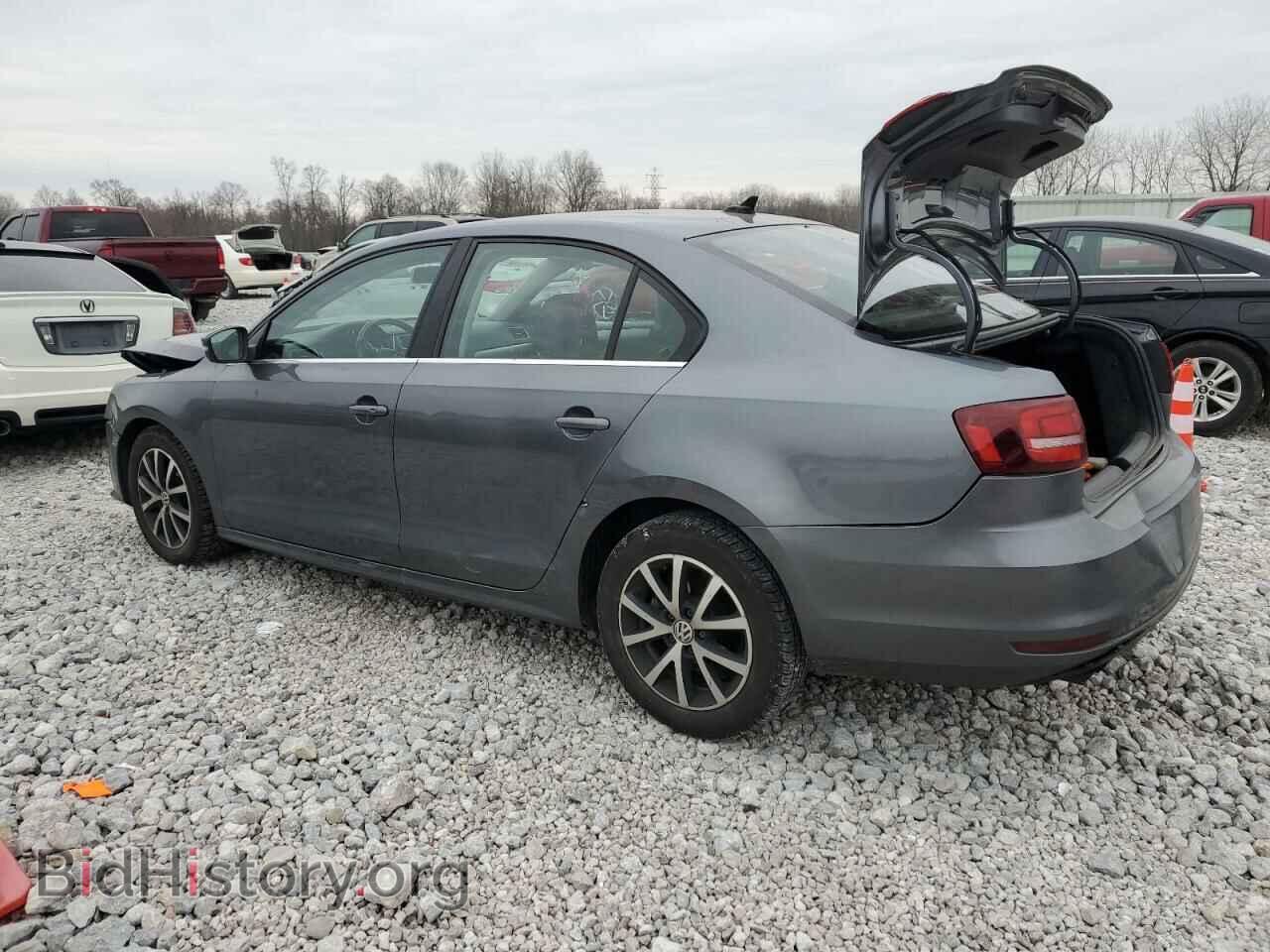 2017 VOLKSWAGEN JETTA - VIN: 3VWDB7AJ2HM384154 - Photo 2