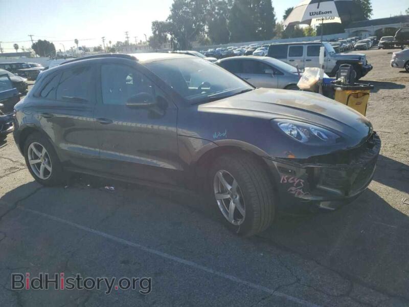 2017 Porsche MACAN (VIN WP1AA2A53HLB02229) — photo 4 of 14