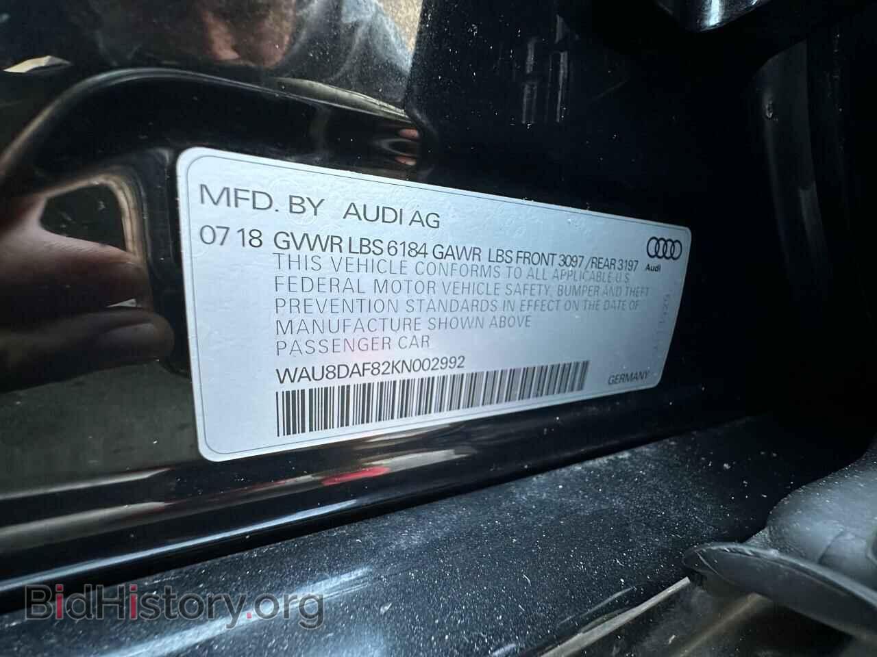 2019 AUDI A8 - VIN: WAU8DAF82KN002992 - Photo 10
