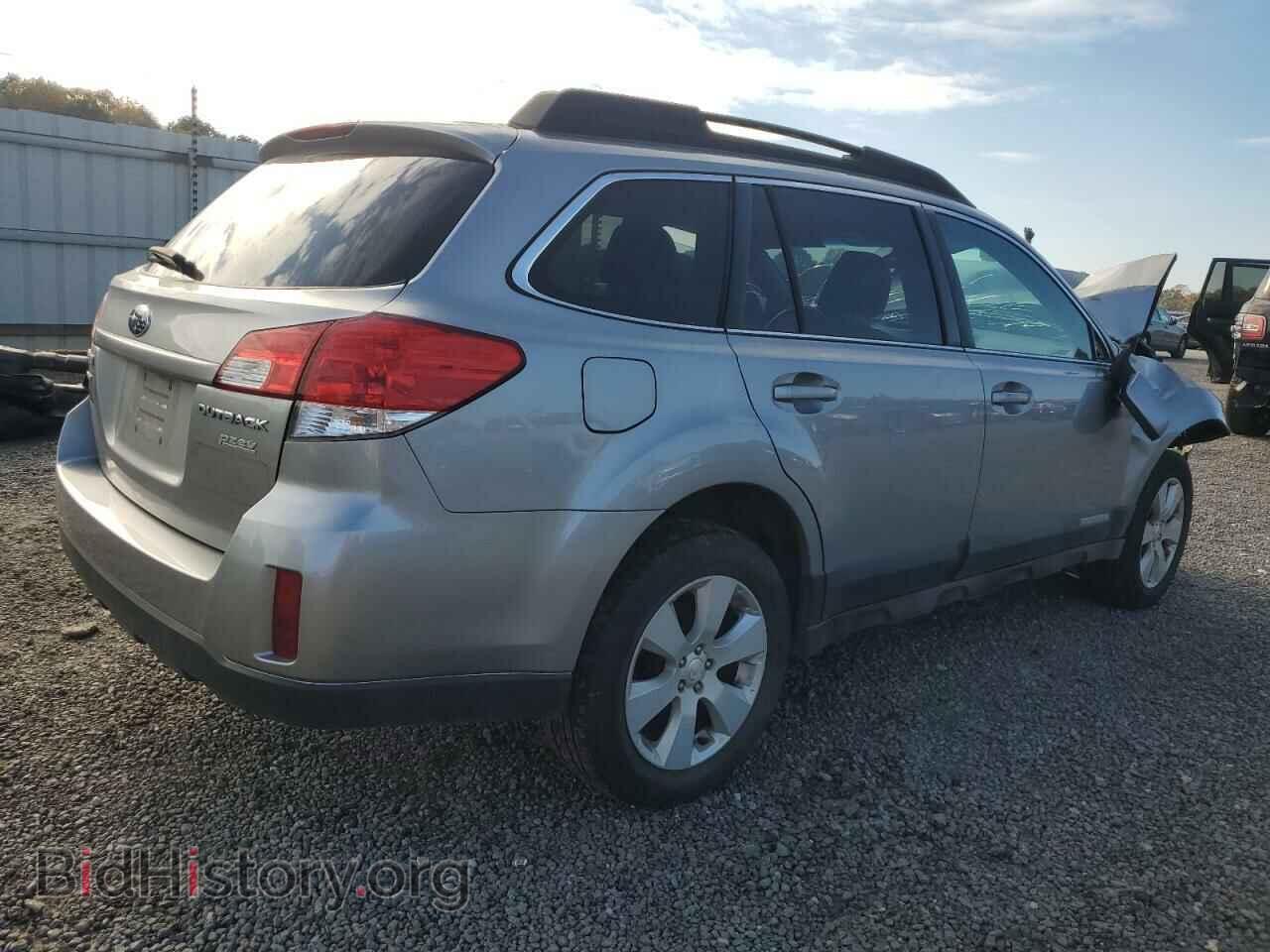 2011 SUBARU OUTBACK - VIN: 4S4BRBCC8B3388821 - Фото 3