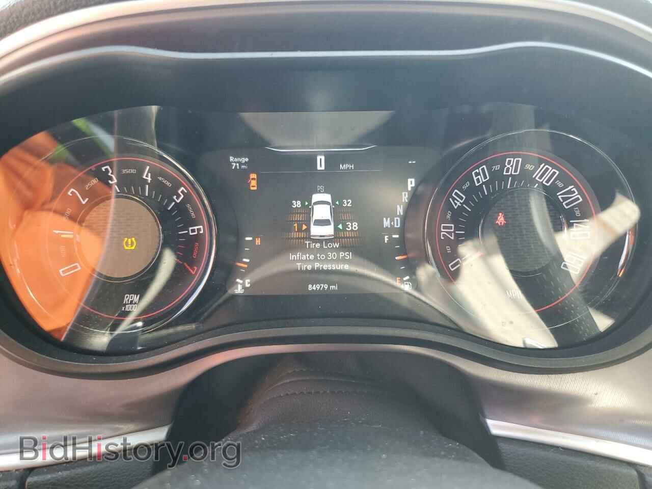 2019 DODGE CHALLENGER - VIN: 2C3CDZKG2KH526214 - Фото 9