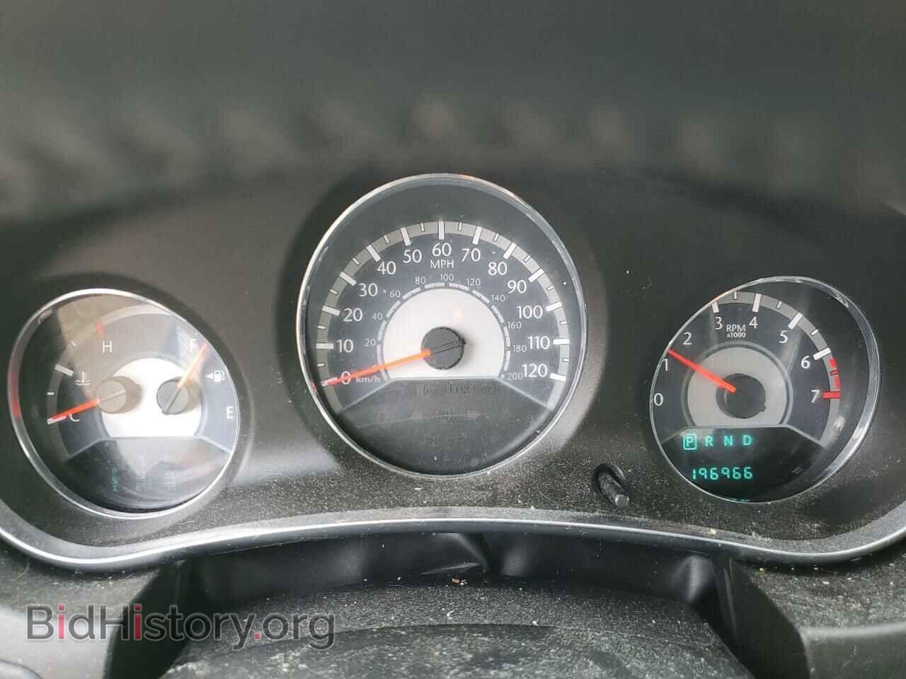 2013 CHRYSLER 200 - VIN: 1C3CCBCG7DN555582 - Фото 9