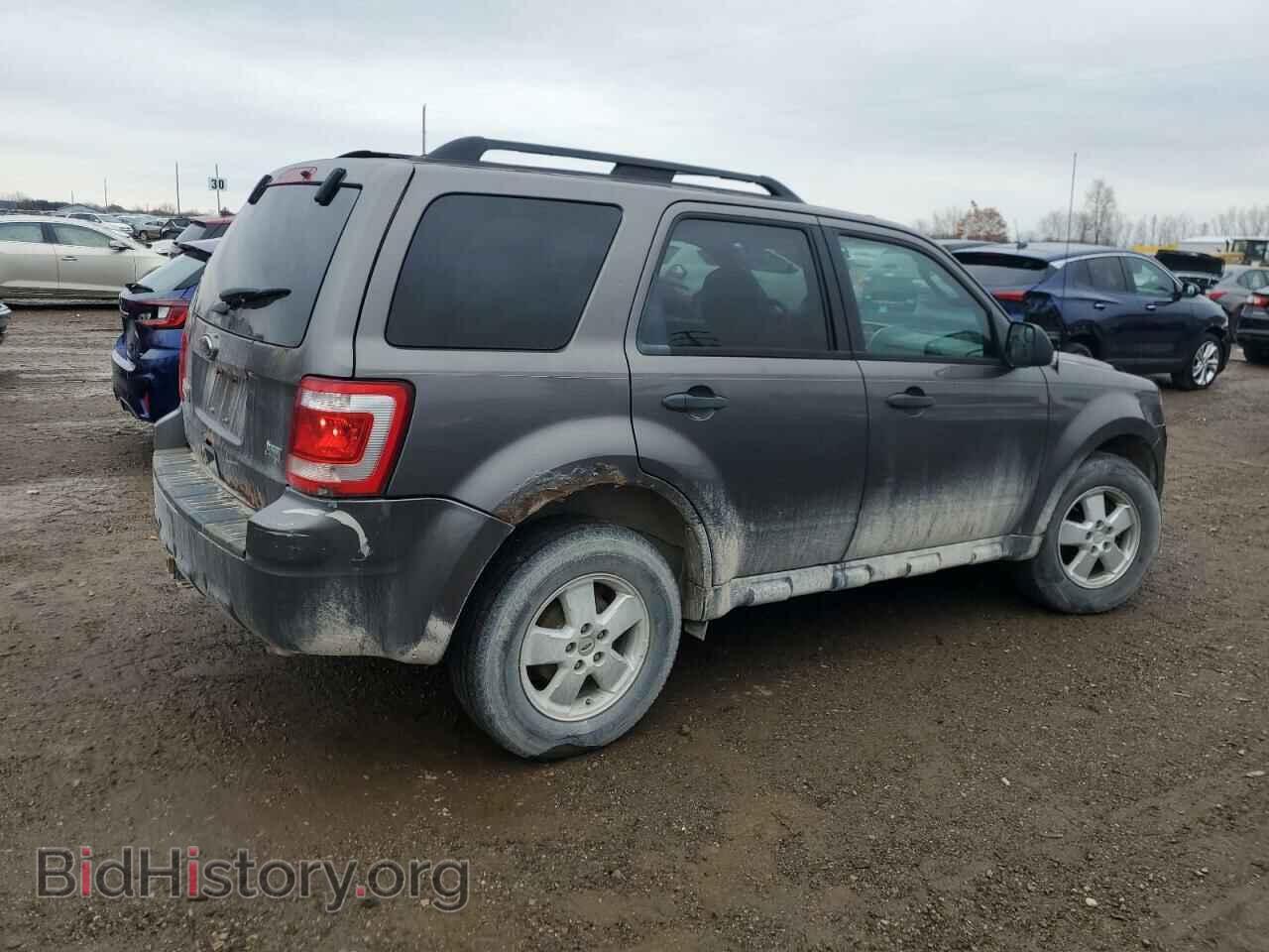 2011 FORD ESCAPE - VIN: 1FMCU9DG0BKC69857 - Фото 3