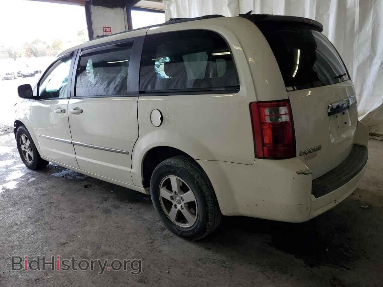 2010 DODGE CARAVAN - VIN: 2D4RN5D18AR190813 - Photo 2