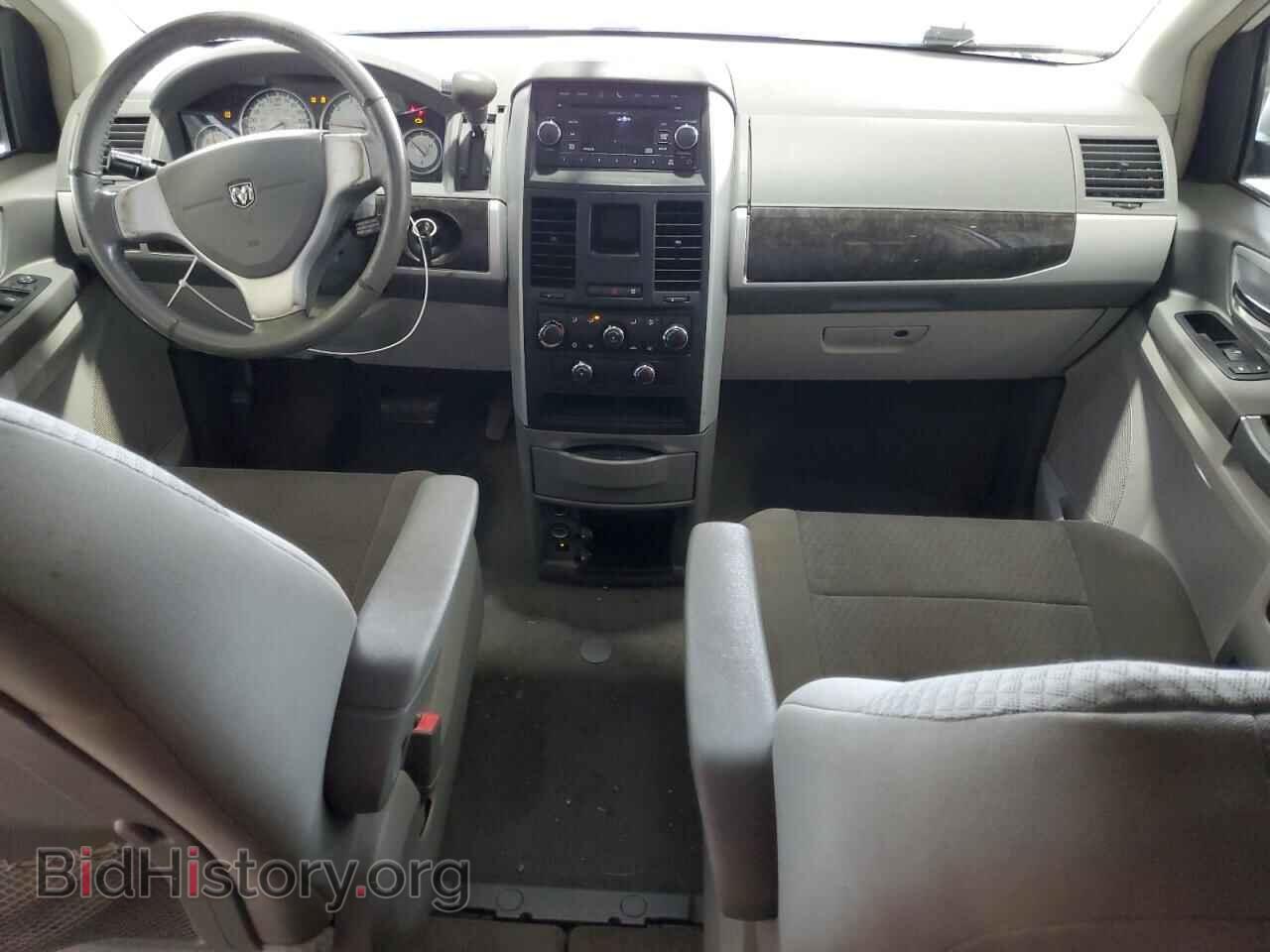 2010 DODGE CARAVAN - VIN: 2D4RN5D18AR190813 - Photo 8