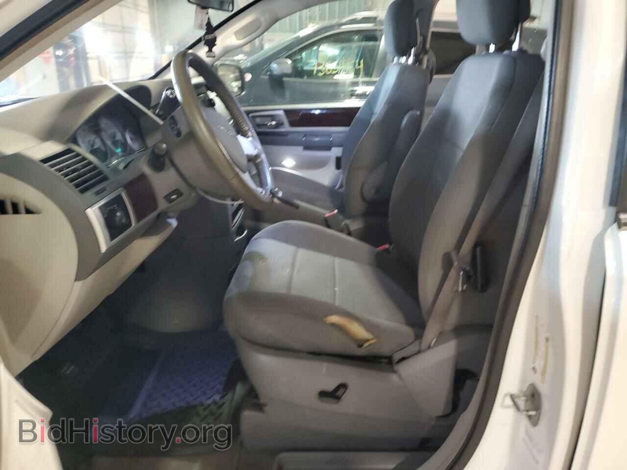 2010 CHRYSLER MINIVAN - VIN: 2A4RR5D17AR501109 - Фото 7