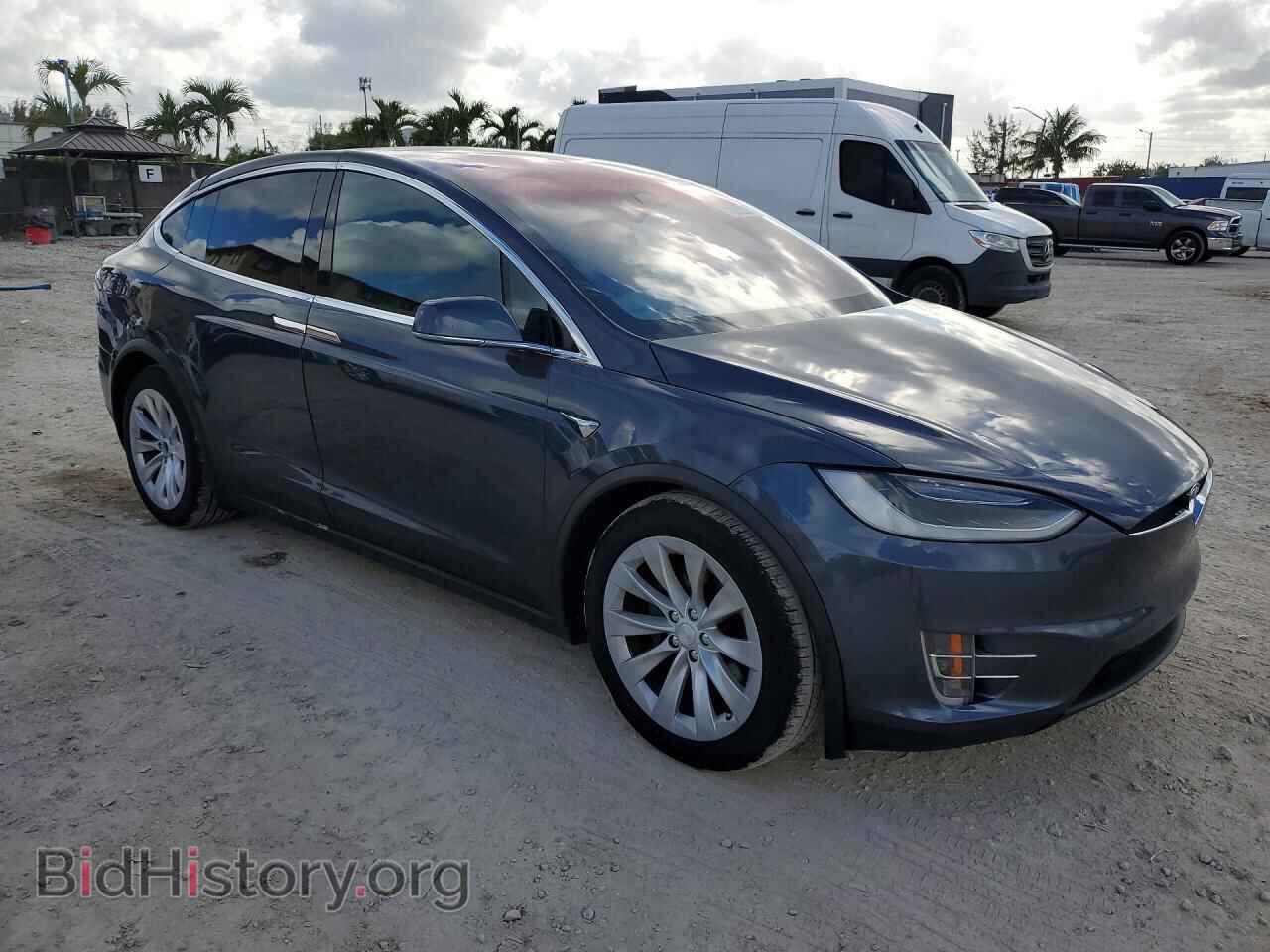 2017 TESLA MODEL X - VIN: 5YJXCBE2XHF077841 - Photo 4