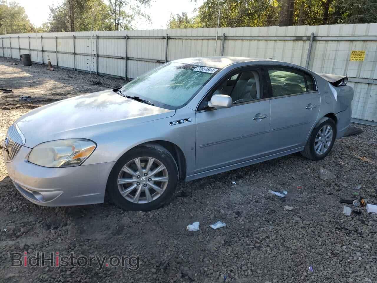 Photo 1G4HC5E12AU101491 - BUICK LUCERNE 2010