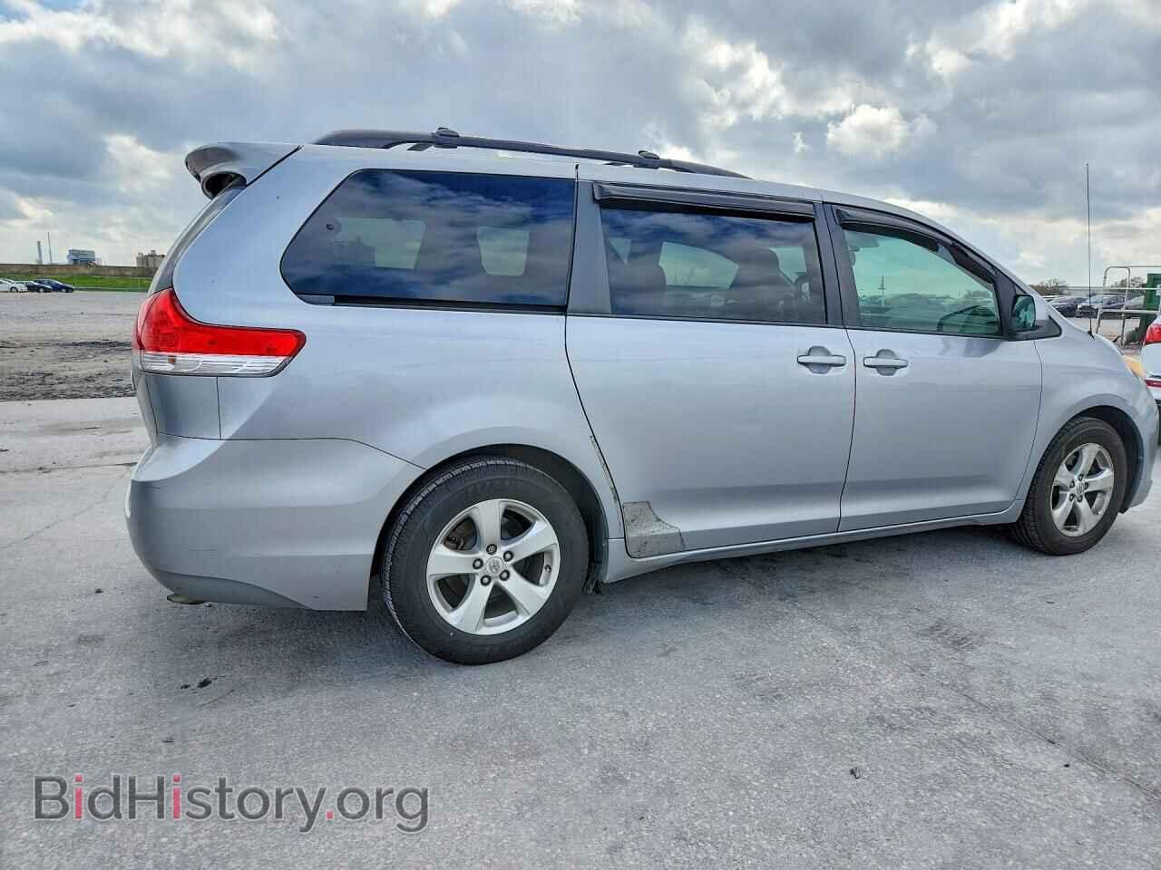 2012 TOYOTA All Models - VIN: 5TDKK3DC0CS272252 - Фото 3