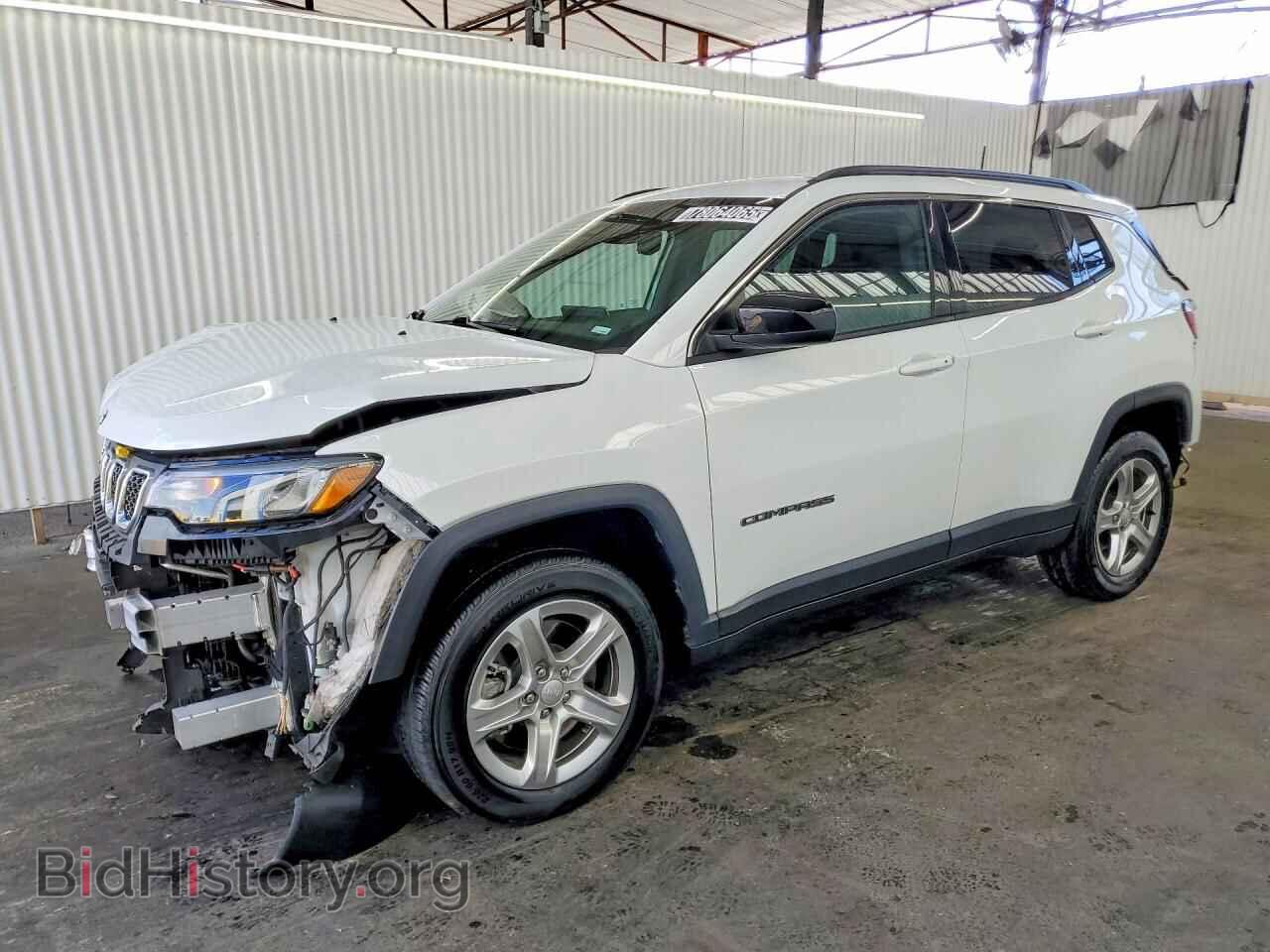 Photo 3C4NJDBNXRT604948 - JEEP COMPASS 2024