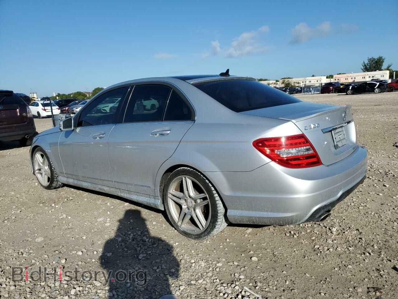 2012 MERCEDES-BENZ C-CLASS - VIN: WDDGF8BB4CR208026 - Фото 2