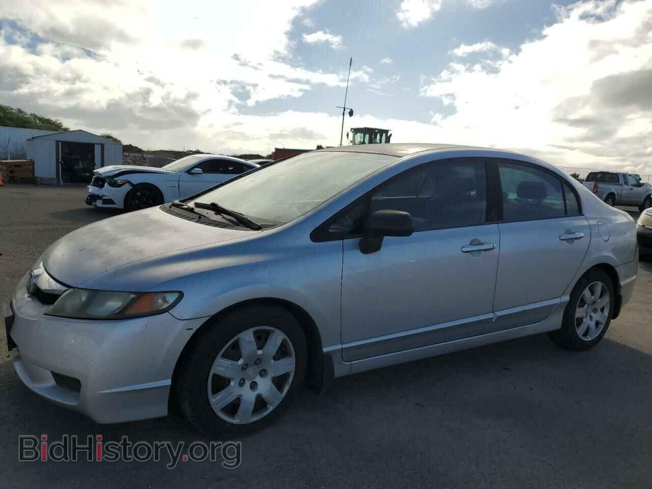 Фотография 19XFA1E58AE030101 - HONDA CIVIC 2010