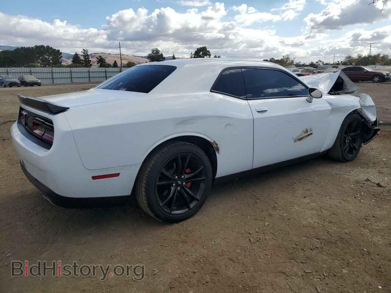 2018 DODGE CHALLENGER - VIN: 2C3CDZAG2JH217195 - Photo 3