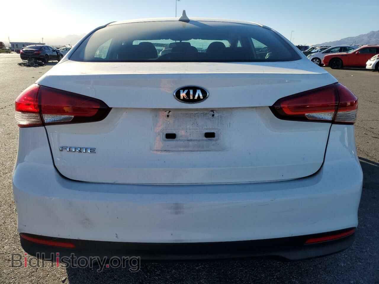 2018 KIA FORTE - VIN: 3KPFK4A76JE220159 - Фото 6