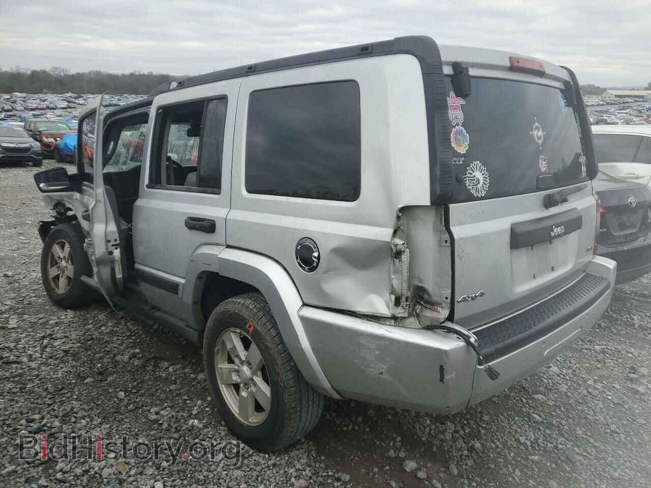 2006 JEEP COMMANDER - VIN: 1J8HG48K56C237658 - Photo 2