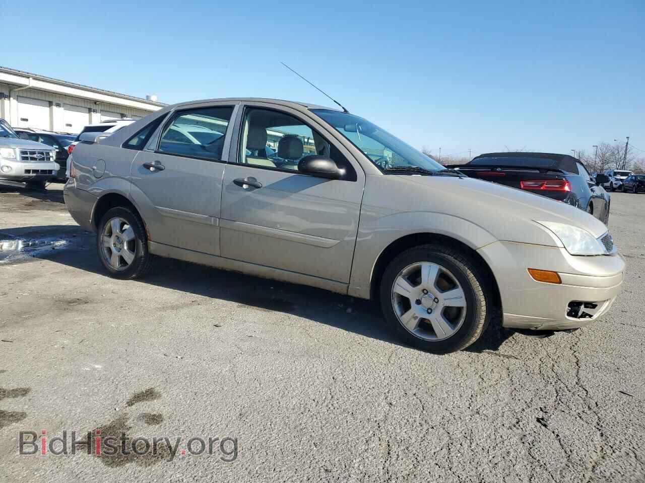2007 FORD FOCUS - VIN: 1FAHP34N87W240979 - Фото 4
