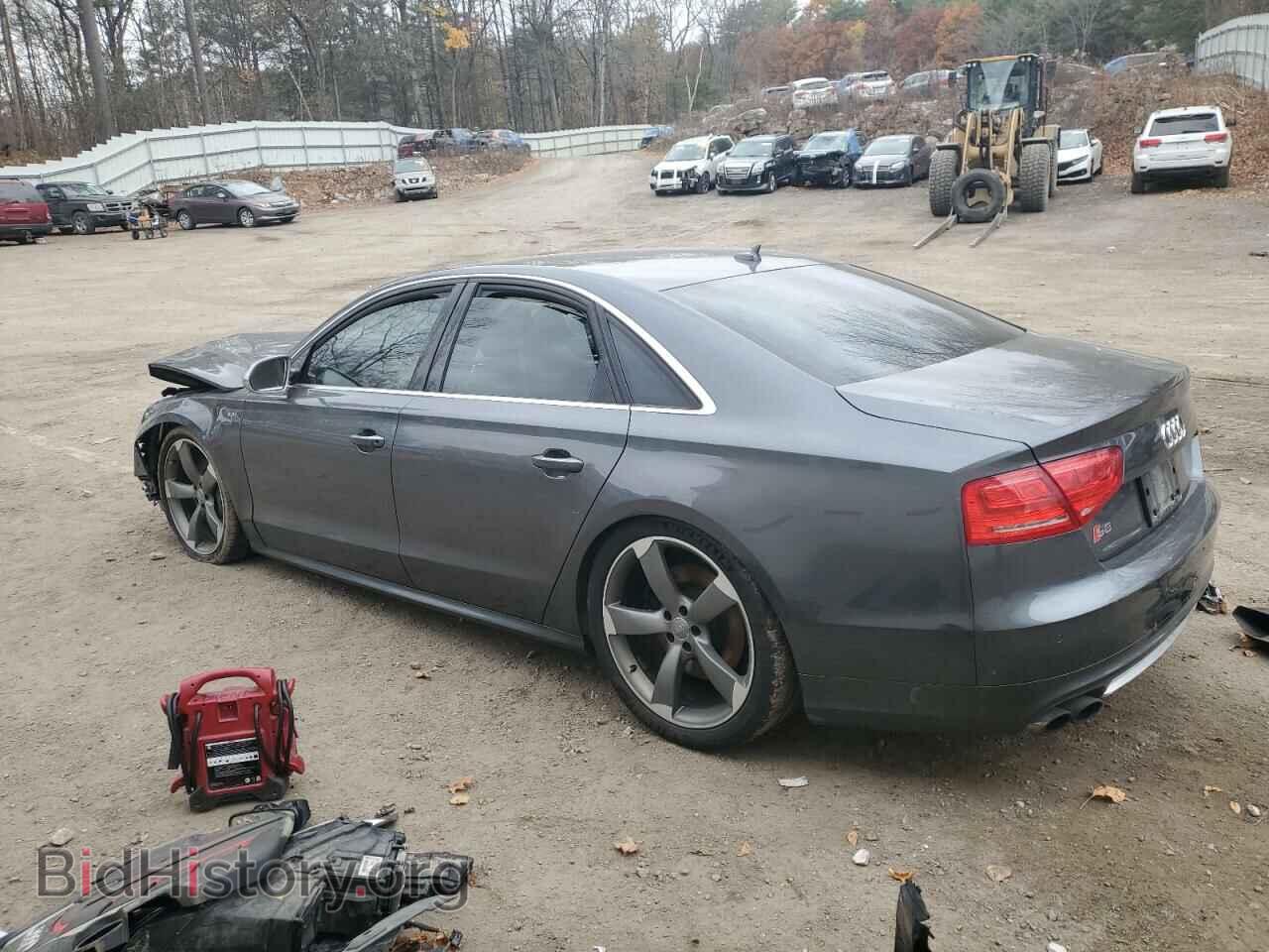 2014 AUDI S8 - VIN: WAUD2AFD2EN014470 - Фото 2