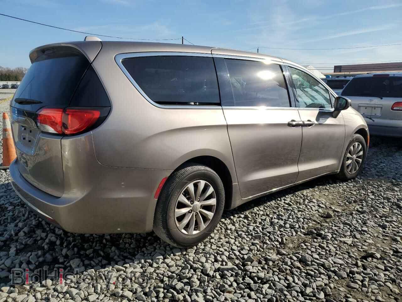 2018 CHRYSLER PACIFICA - VIN: 2C4RC1FG4JR113210 - Фото 3