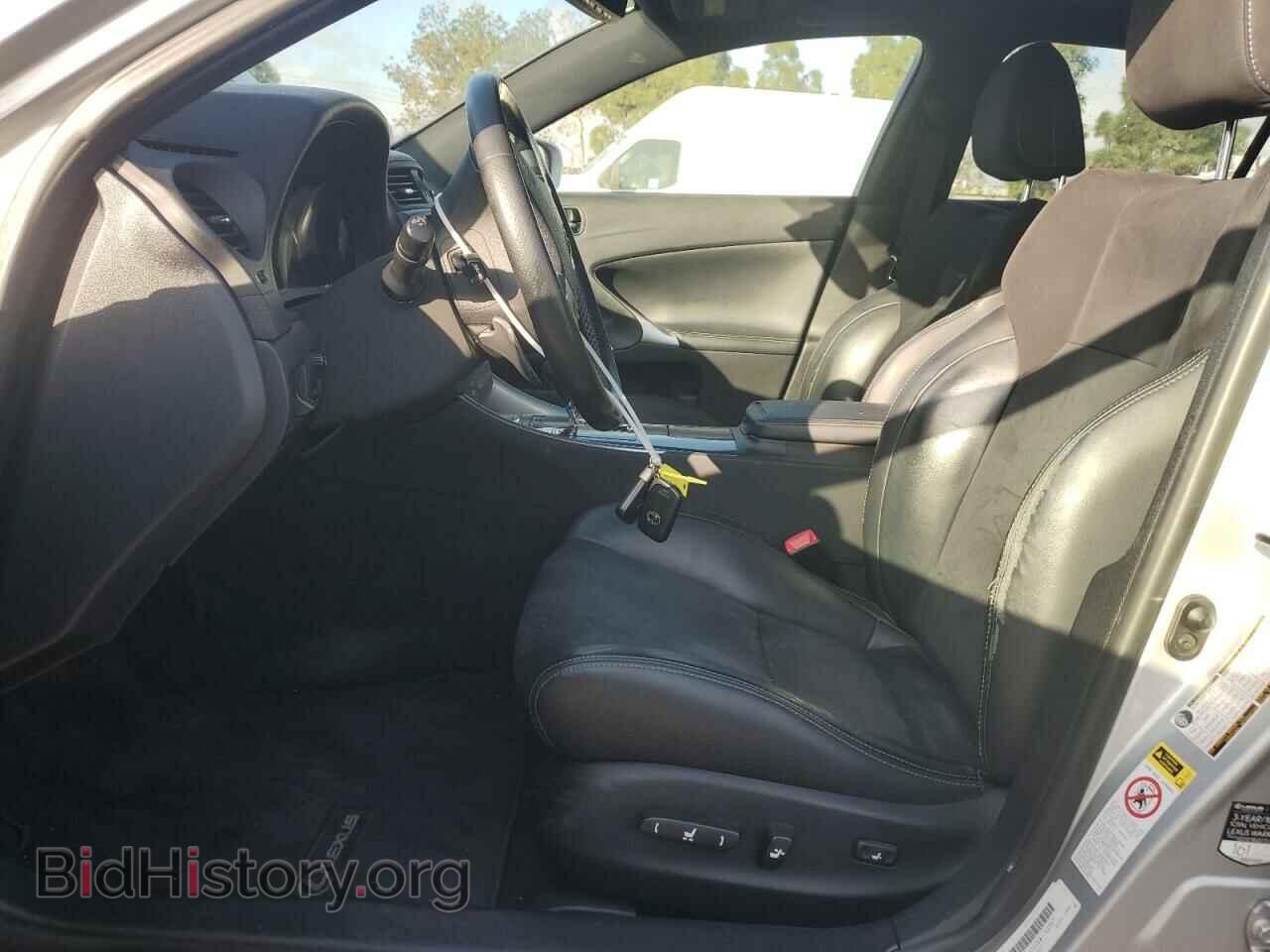 2011 LEXUS IS - VIN: JTHBF5C22B5138788 - Photo 7